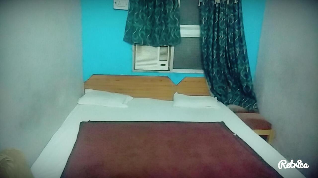 אינדורה New Crown Hotel מראה חיצוני תמונה